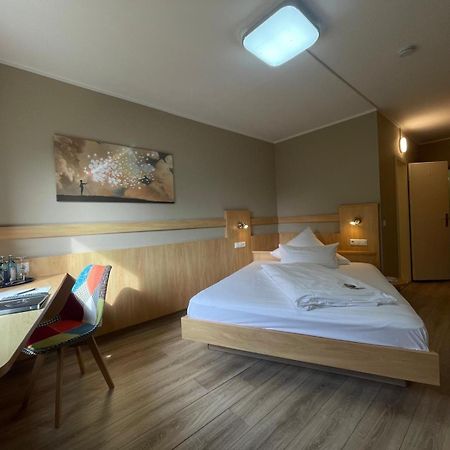 Hotel Waldesruh Mühltal Esterno foto