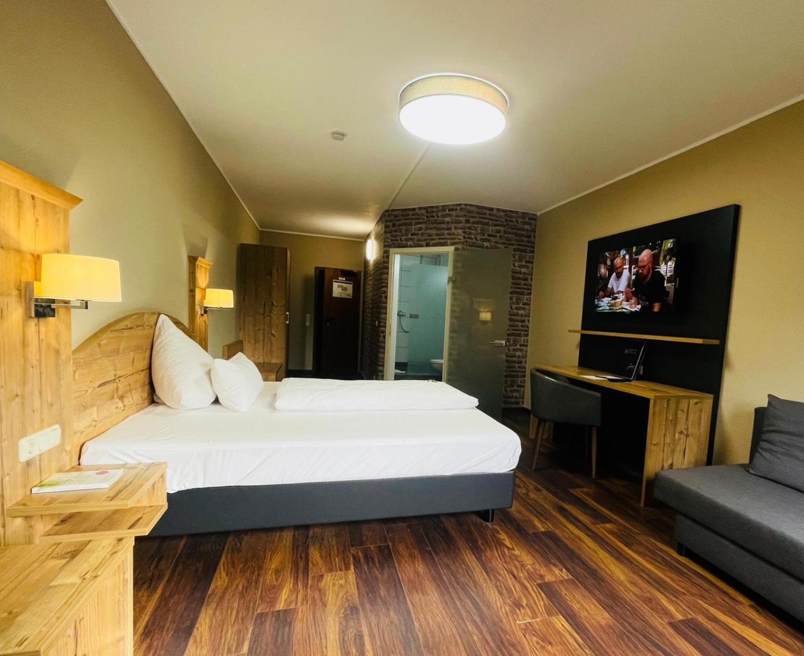 Hotel Waldesruh Mühltal Esterno foto